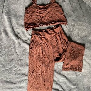 Two piece set